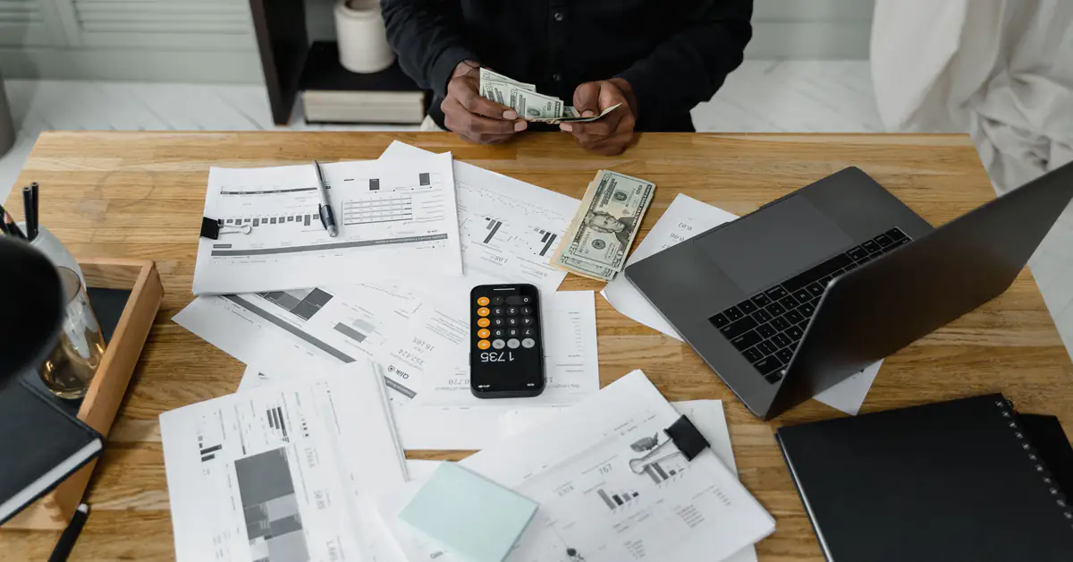Monthly Salary to Yearly (and Hourly): The Simple Conversion